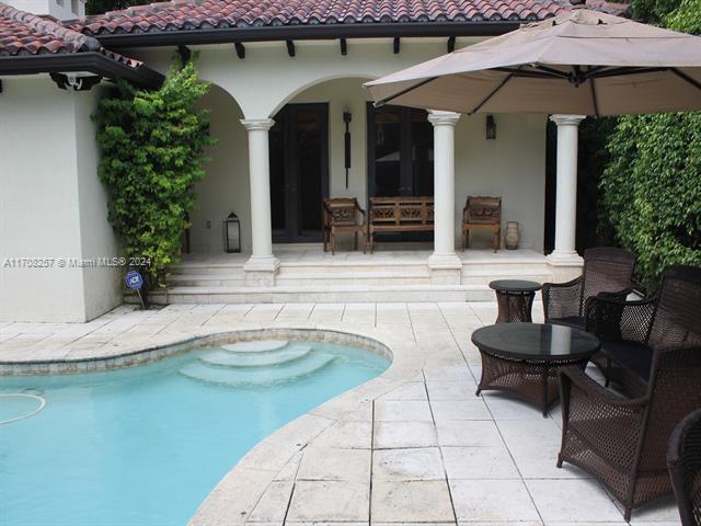 5329 Granada Blvd in Coral Gables, FL - Building Photo - Building Photo