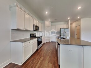 545 Plumeria Ln in Summerville, SC - Building Photo - Building Photo