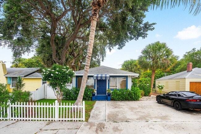 314 S Palmway in Lake Worth Beach, FL - Building Photo - Building Photo
