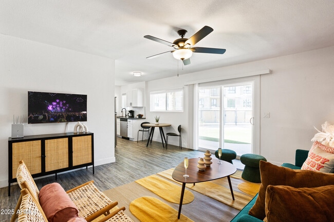 4625 N 73rd St in Scottsdale, AZ - Building Photo - Building Photo