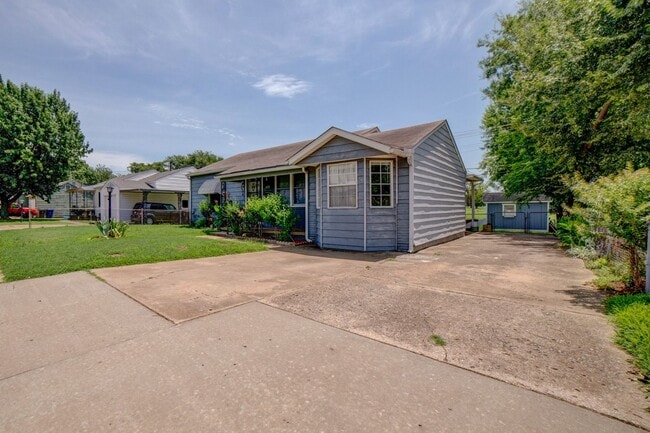 4650 E Independence St in Tulsa, OK - Building Photo - Building Photo