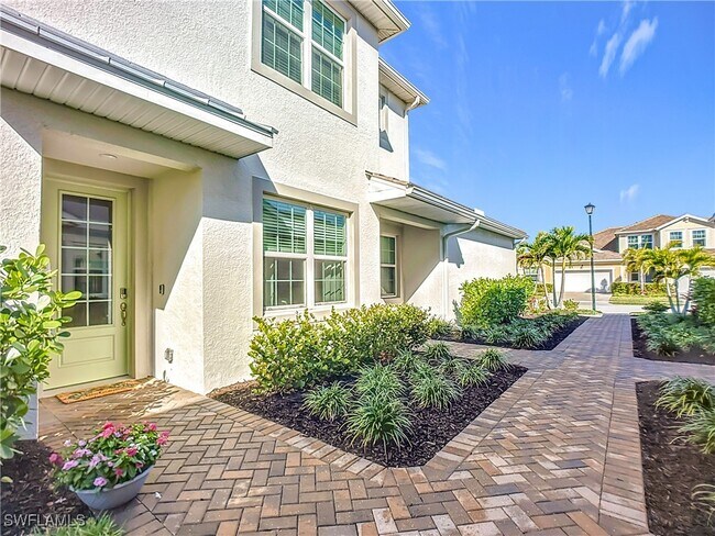 property at 4664 Arboretum Cir