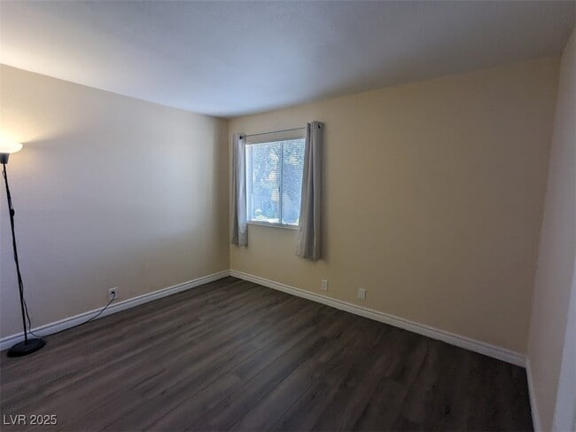 property at 5044 River Glen Dr