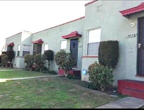 3438 W 78th St in Los Angeles, CA - Building Photo - Building Photo