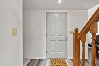 803 Caroway Blvd in Columbus, OH - Building Photo - Building Photo