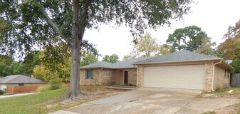 1531 Bowie Dr in Tyler, TX - Building Photo