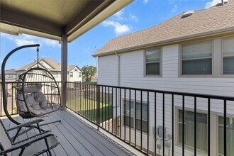 9443 Starlight Oak Dr in Missouri City, TX - Building Photo - Building Photo