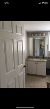 7836 Emerald Cir in Naples, FL - Building Photo - Building Photo