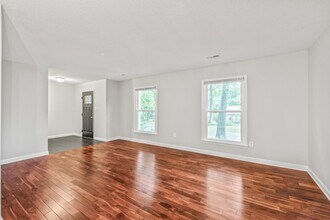1000 Wishing Well Ln in Charlotte, NC - Building Photo - Building Photo