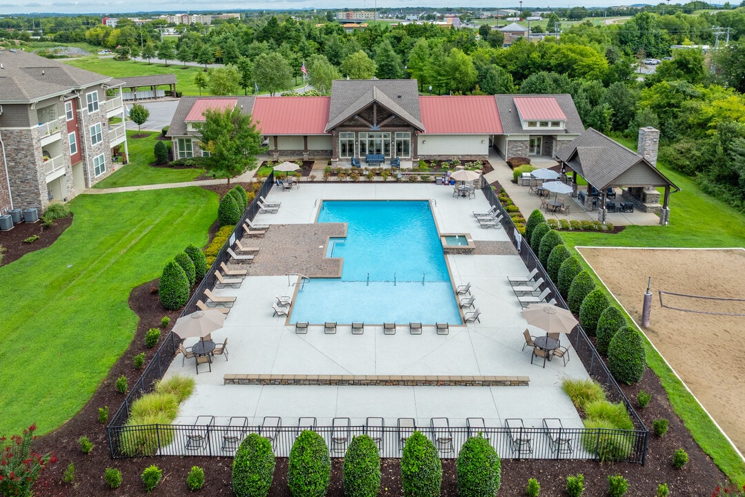 Revere at Barton's Run in Lebanon, TN - Foto de edificio