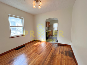 429 Sandhurst Dr in Dayton, OH - Building Photo - Building Photo