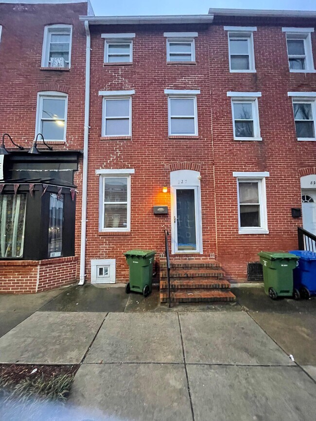 property at 827 Washington Blvd