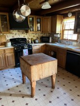 502 Snowberry Ln in Hamilton, MT - Foto de edificio - Building Photo