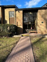 3 Charles Ln in Pomona, NY - Building Photo - Building Photo