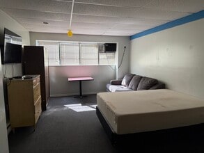 1635 Centre Ave in Reading, PA - Building Photo - Building Photo