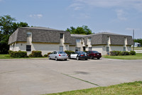 Heritage of Newark in Newark, TX - Building Photo - Building Photo