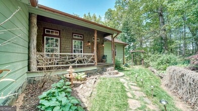 911 Summit Way in Blairsville, GA - Building Photo - Building Photo