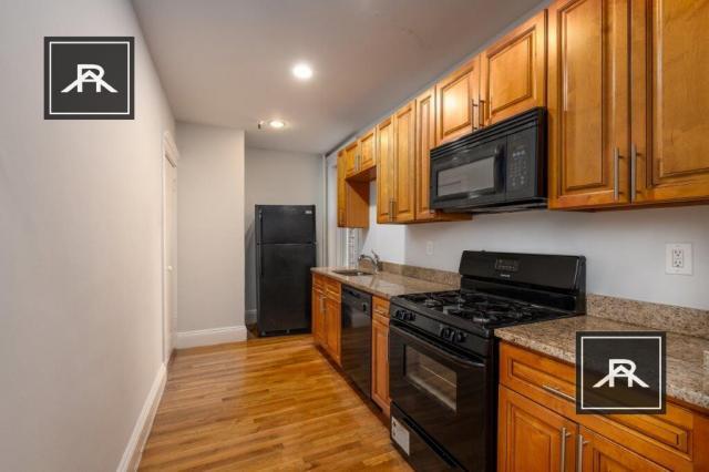 property at 288 Chestnut Hill Ave