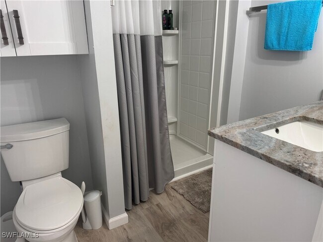 property at 3813 Dewberry Ln