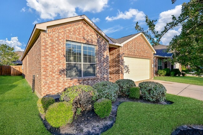 15406 Key Crest Ln in Cypress, TX - Building Photo - Building Photo