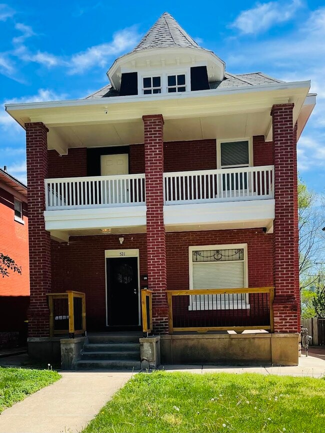 521 Benton Blvd, Unit Benton #2