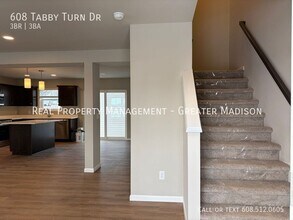 608 Tabby Turn Dr in Middleton, WI - Building Photo - Building Photo