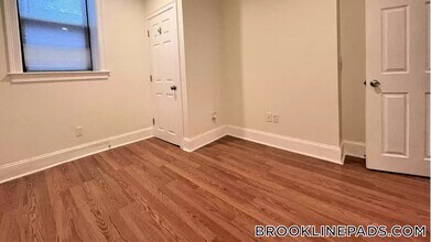 1203 Beacon St in Brookline, MA - Building Photo - Building Photo