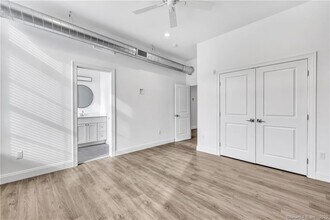 475 Howe Ave in Shelton, CT - Foto de edificio - Building Photo