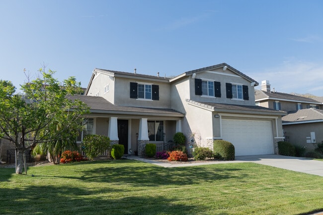 29020 Davis Ln in Highland, CA - Building Photo - Building Photo