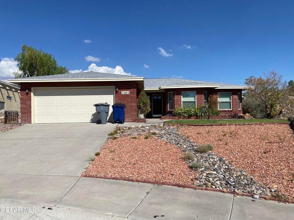7283 Luz De Paseo Ct in El Paso, TX - Foto de edificio