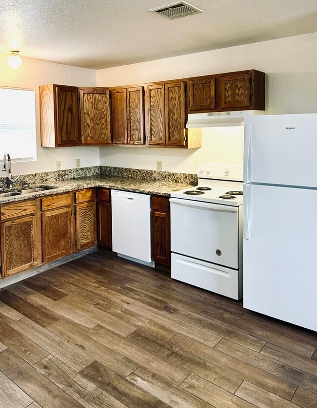 505 Arch St, Unit 505 Arch St Marietta OK