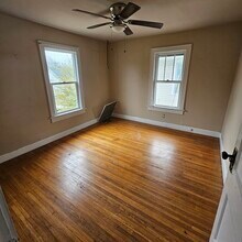 237 Wood St in Mansfield, OH - Foto de edificio - Building Photo