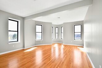 5 Forest St, Unit #1 in Medford, MA - Building Photo - Building Photo