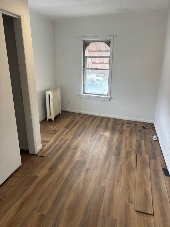 10 Anderson St, Unit 1 in Raritan, NJ - Building Photo - Building Photo