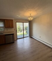 838 State St, Unit 7 in Bangor, ME - Building Photo