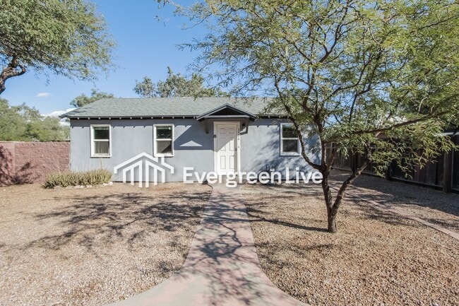 property at 3526 N Estrella Ave