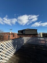 39 Beacon St, Unit 3 in Chelsea, MA - Foto de edificio - Building Photo