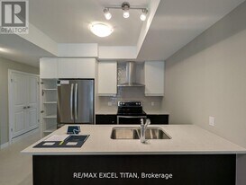 74 Thatcher Dr in Guelph, ON - Building Photo