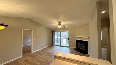 8876 Eagleview Dr, Unit West Chester Luxury in West Chester, OH - Building Photo - Building Photo