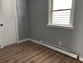 76 Godwin Ave in Paterson, NJ - Building Photo - Building Photo