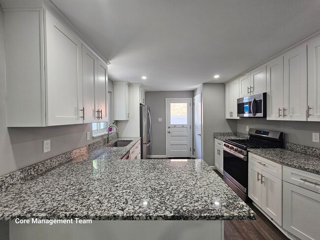 4235 Upview Terrace in Pittsburgh, PA - Building Photo - Building Photo