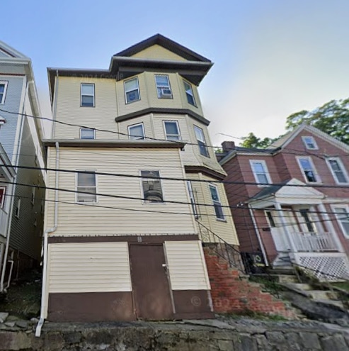 8 Eldora St, Unit 1 in Boston, MA - Foto de edificio - Building Photo