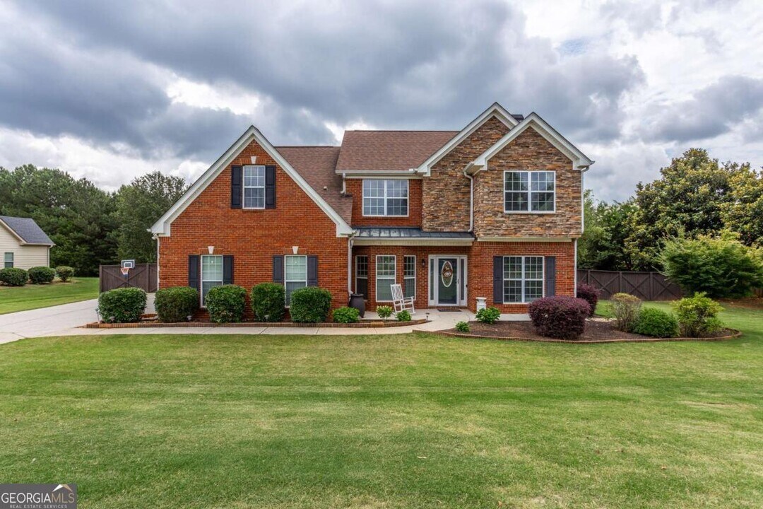 1081 Ruby Way in Bogart, GA - Building Photo