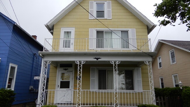606 E Market St, Unit 1