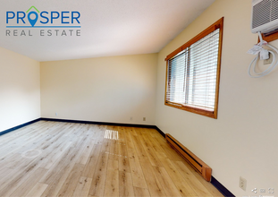 3312 Garner St in Eau Claire, WI - Building Photo - Building Photo