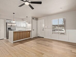 10015 N 14th St in Phoenix, AZ - Building Photo - Building Photo