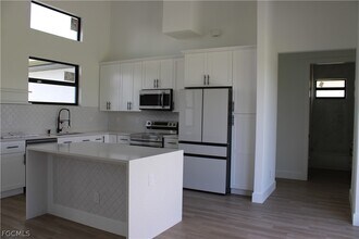 4607 NW 31st Terrace in Cape Coral, FL - Building Photo - Building Photo