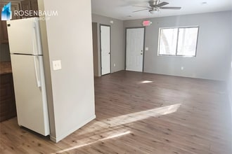 Beautifully charming 2-bedrooms, 1-bath downstairs apartment in Prescott! in Prescott, AZ - Foto de edificio - Building Photo