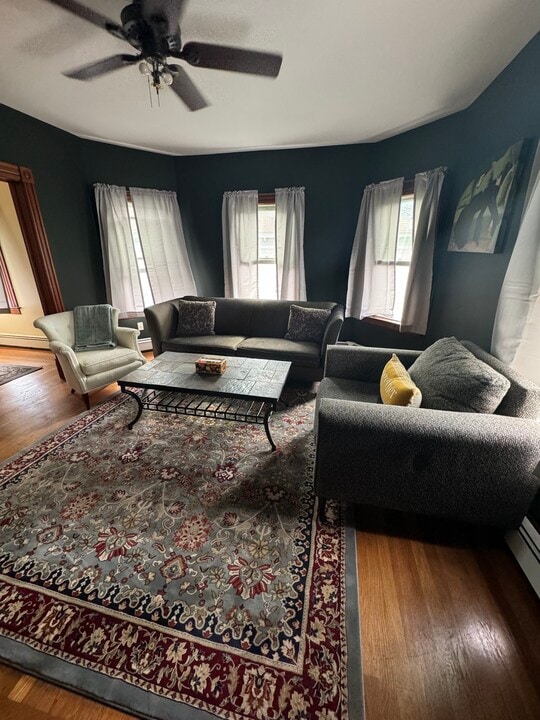 54 Allen St, Unit Allen St 54 in Groton, CT - Building Photo