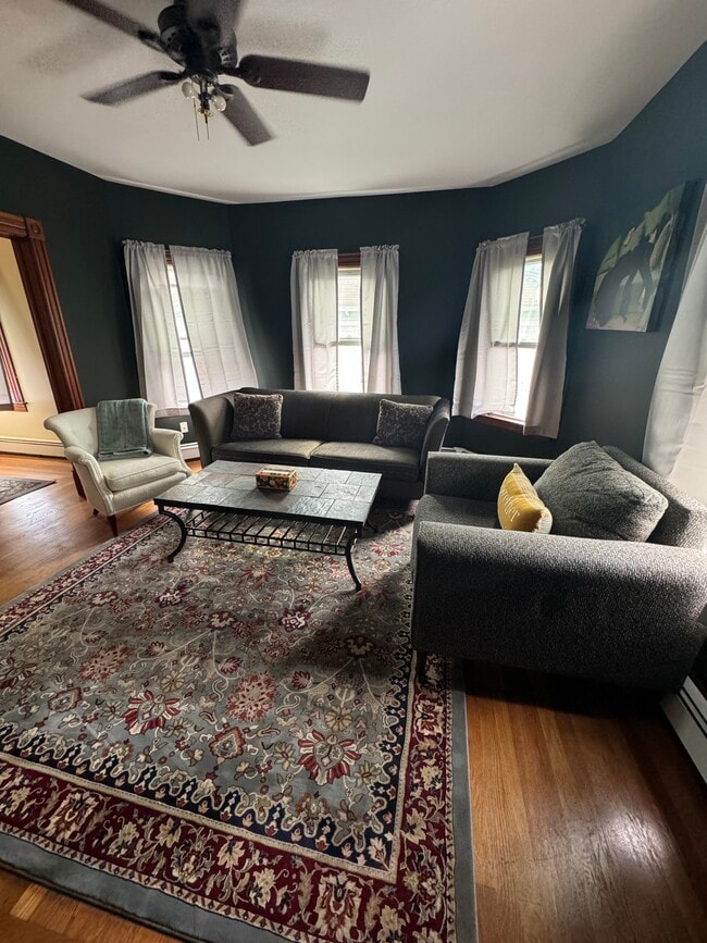 54 Allen St, Unit Allen St 54
